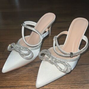Bridal heels with rhinestones